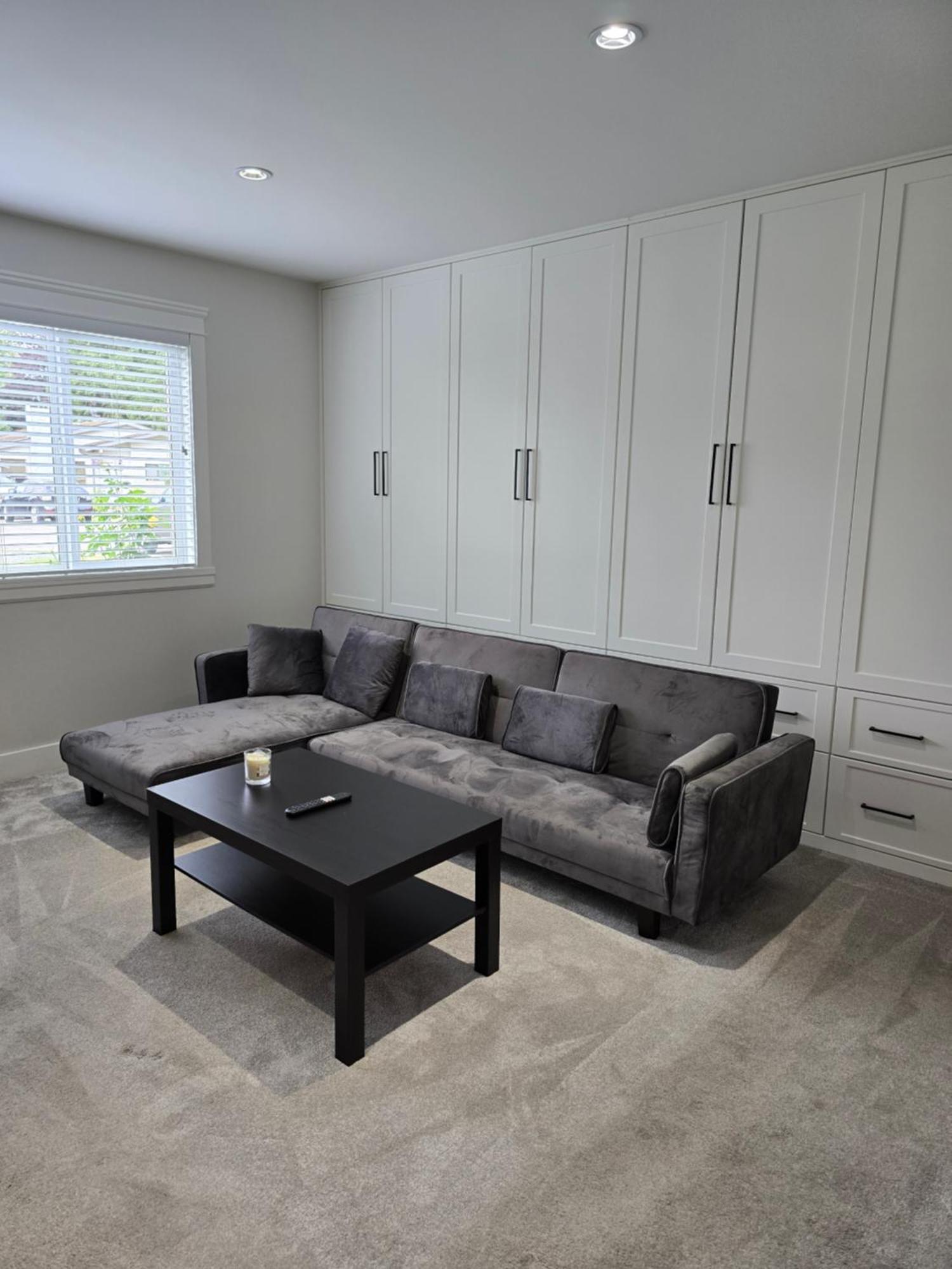 Private 1 Bedroom In Brookswood 兰里区 外观 照片